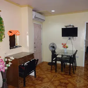 Julz Tropical Apartment Olongapo